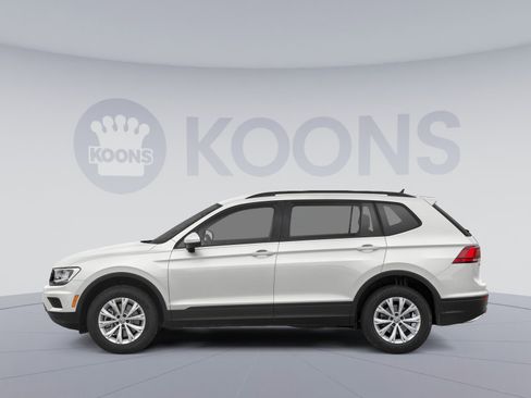 Used 2021 Volkswagen Tiguan S FWD image 4