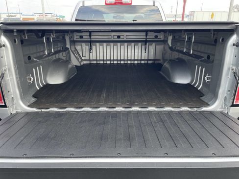 Used 2015 GMC Canyon SLE w/ SLE Convenience Package image 7