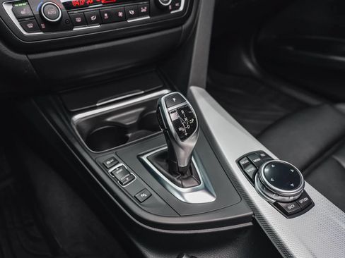 Used 2014 BMW 335i xDrive Sedan AWD/4WD image 54