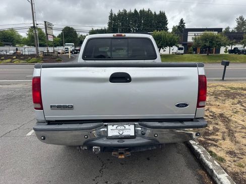 Used 2006 Ford F250 XLT AWD/4WD image 15