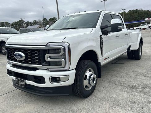New 2026 Ford F350 Platinum w/ Platinum Plus Package image 3