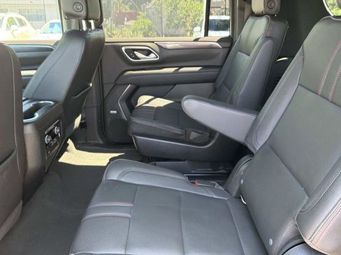 Used 2021 Chevrolet Suburban RST w/ Luxury Package AWD/4WD image 13