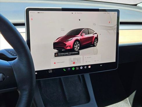 Used 2023 Tesla Model Y Long Range AWD/4WD image 13