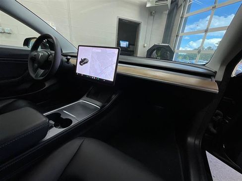Used 2021 Tesla Model 3 Long Range AWD/4WD image 25