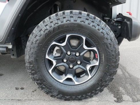 Used 2023 Jeep Wrangler Unlimited Rubicon w/ Dual Top Group image 13