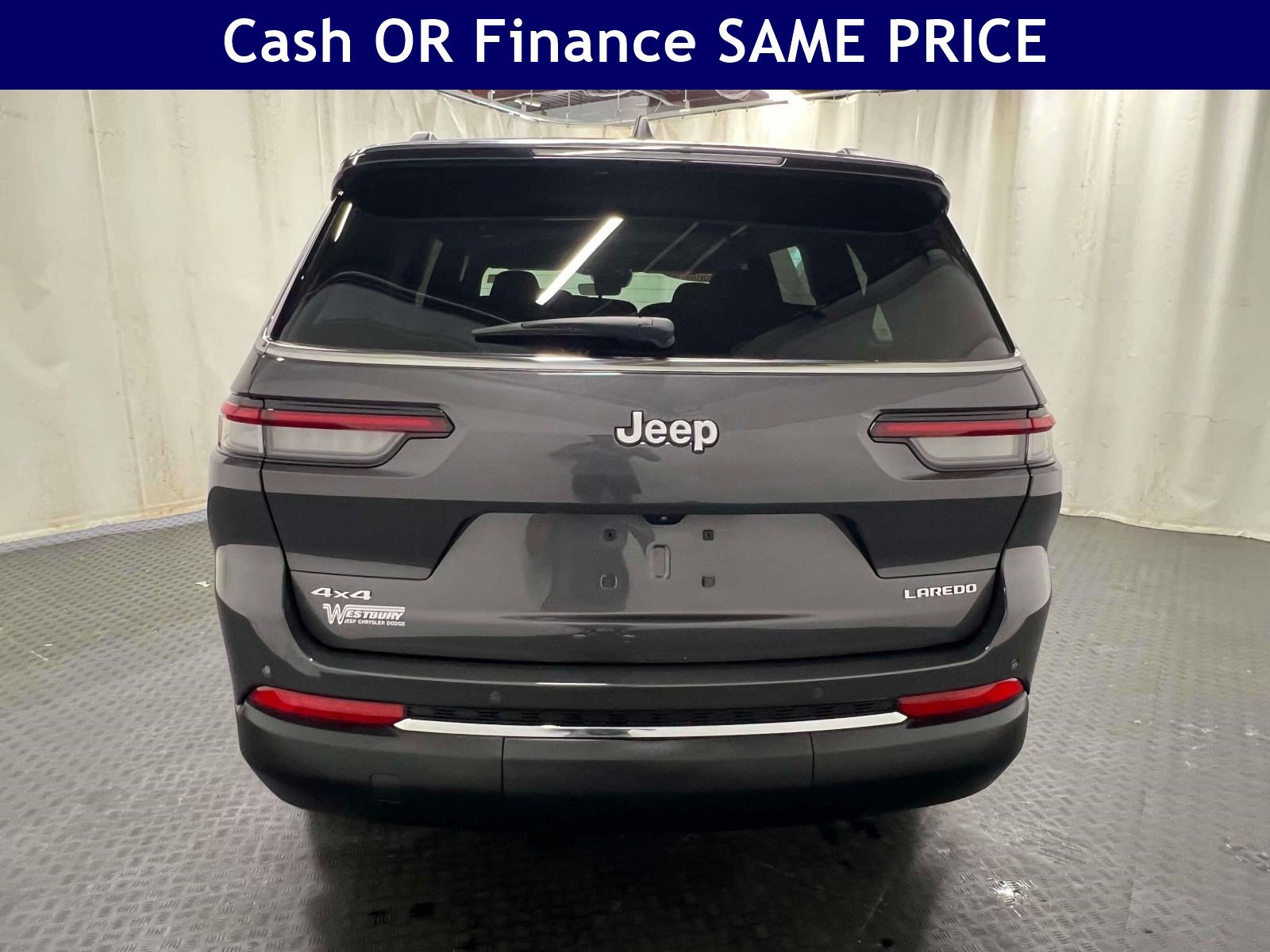 Certified 2025 Jeep Grand Cherokee L Laredo w/ Luxury Tech Group I AWD/4WD image 7
