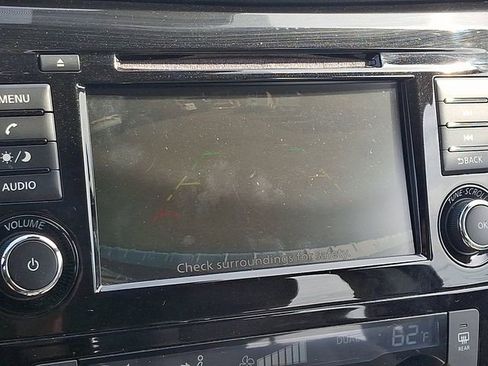 Used 2022 Nissan Rogue Sport SV image 17