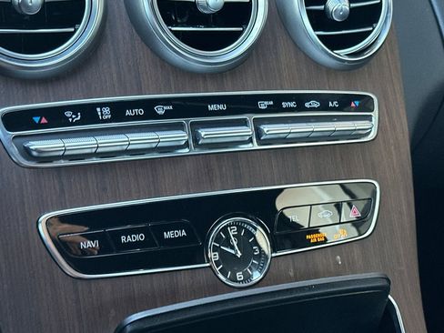 Used 2019 Mercedes-Benz C 300 4MATIC Sedan image 19