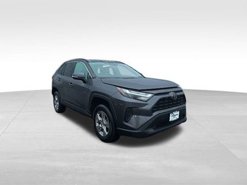 Used 2024 Toyota RAV4 XLE image 31