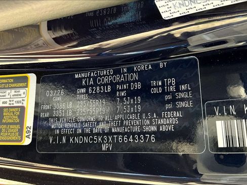 New 2026 Kia Carnival EX FWD image 8