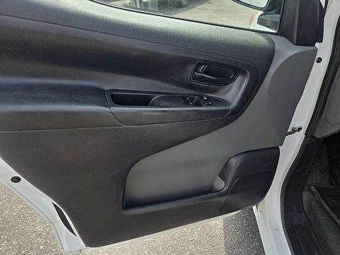 Used 2021 Nissan NV200 S w/ Back Door Glass Package FWD image 9