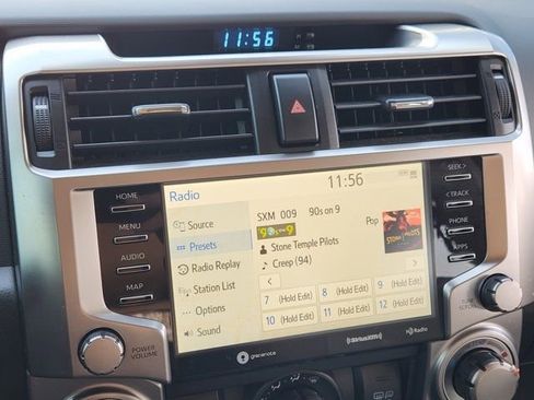 Used 2020 Toyota 4Runner SR5 Premium image 5