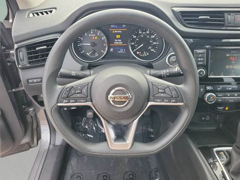 Used 2019 Nissan Rogue Sport SV image 24