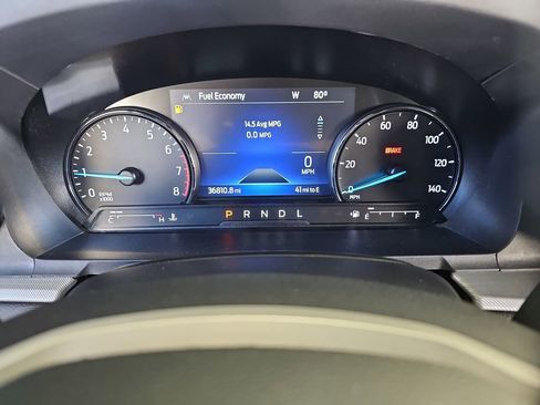 Used 2022 Ford Explorer XLT w/ Equipment Group 202A RWD image 10