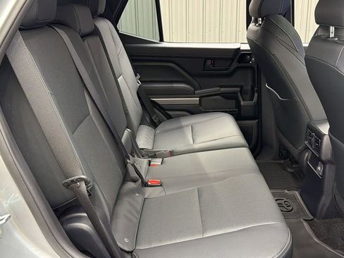 Used 2026 Toyota 4Runner TRD Off-Road Premium AWD/4WD image 40