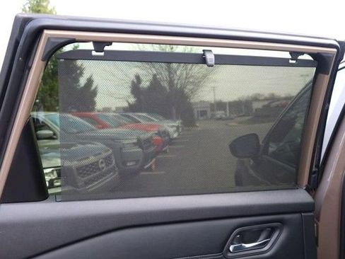 Certified 2025 Nissan Rogue SV w/ SV Premium Package image 24