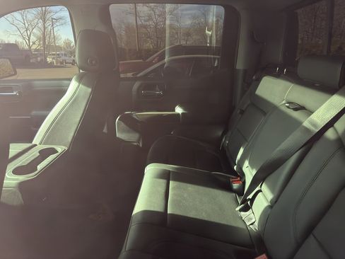 Used 2019 Chevrolet Silverado 1500 LT Trail Boss image 14