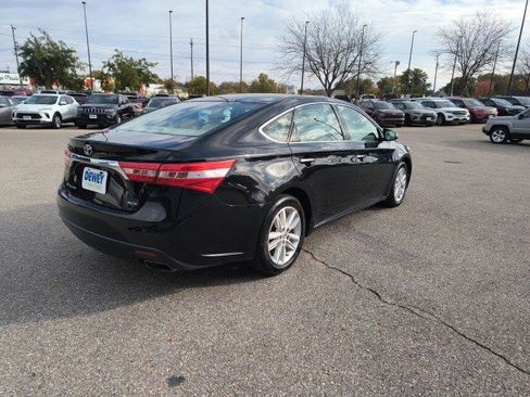 Used 2014 Toyota Avalon XLE image 5