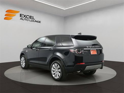 Used 2018 Land Rover Discovery Sport HSE Luxury image 3