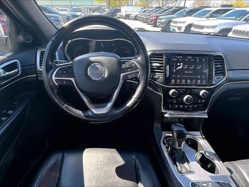 Used 2021 Jeep Grand Cherokee Limited AWD/4WD image 17