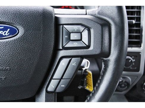 Used 2019 Ford F150 XLT w/ Equipment Group 302A Luxury AWD/4WD image 19