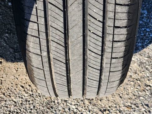 Used 2024 Chevrolet Equinox LT w/ LPO, Floor Liner Package FWD image 11