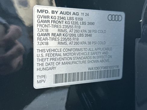 Used 2025 Audi Q3 2.0T Premium image 28