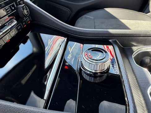 New 2025 Jeep Grand Cherokee Laredo image 24