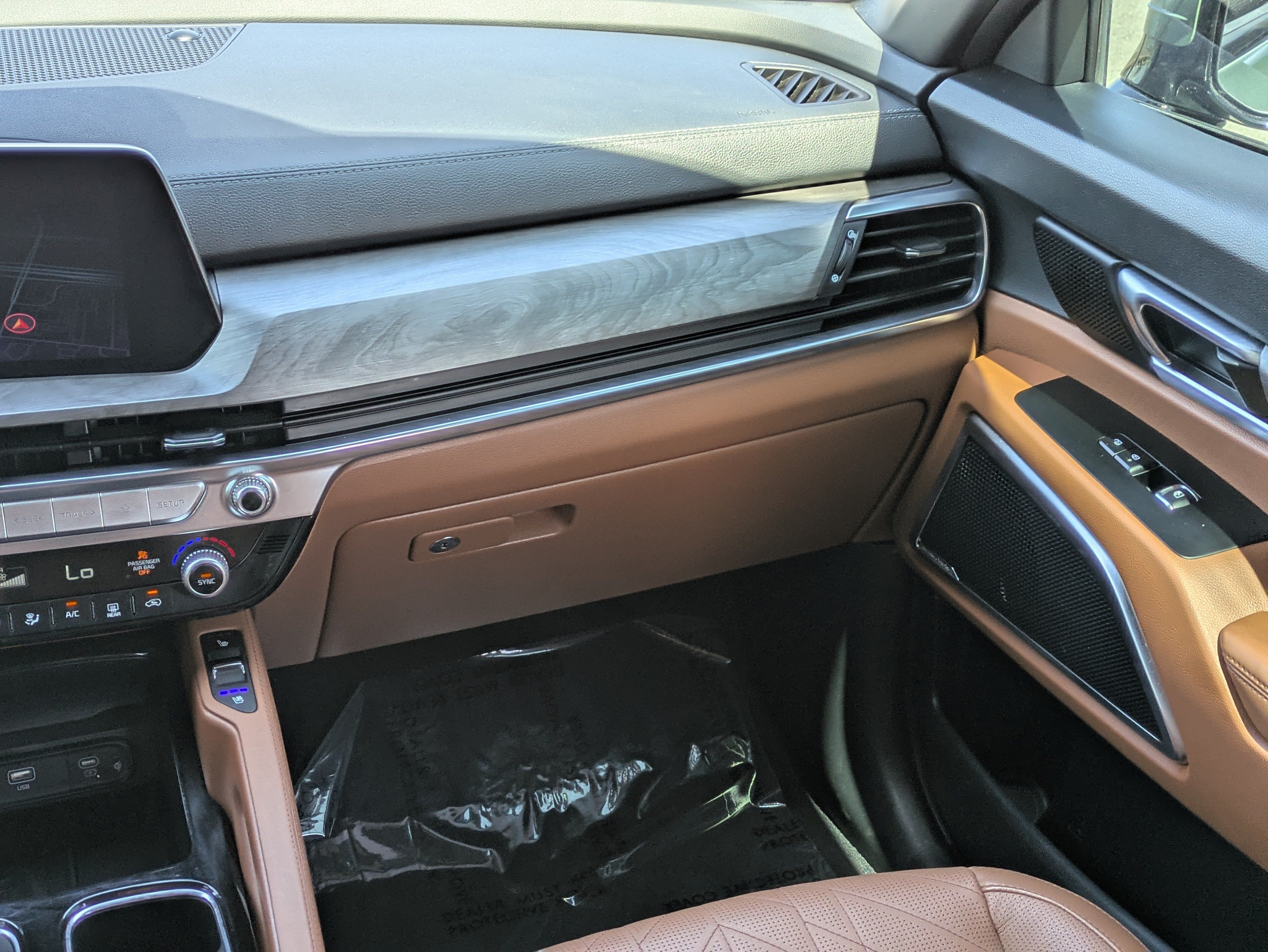 Certified 2025 Kia Telluride SX X-Line AWD/4WD image 19