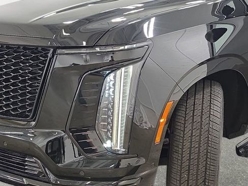 Used 2026 Cadillac Escalade ESV Platinum Sport w/ LPO, Floor Liner Package RWD image 31