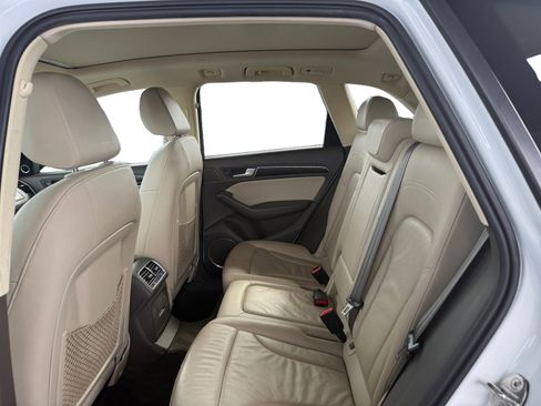 Used 2016 Audi Q5 2.0T Premium Plus w/ Technology Package image 11