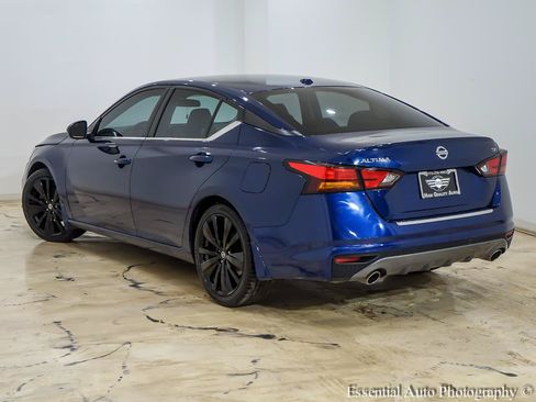 Used 2022 Nissan Altima 2.5 SR FWD image 10