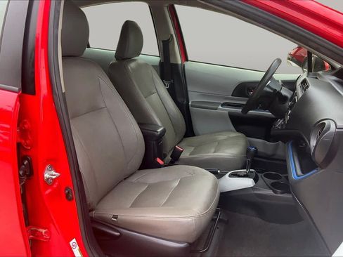 Used 2013 Toyota Prius C Three FWD image 8