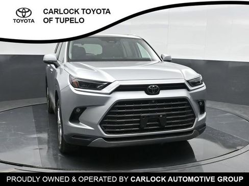 Used 2024 Toyota Grand Highlander Platinum image 6