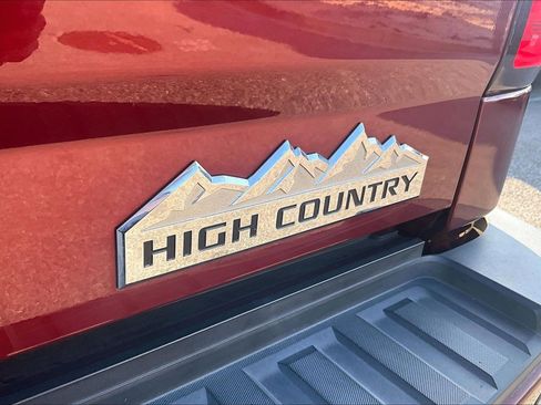 Used 2015 Chevrolet Silverado 2500 High Country w/ Duramax Plus Package image 8
