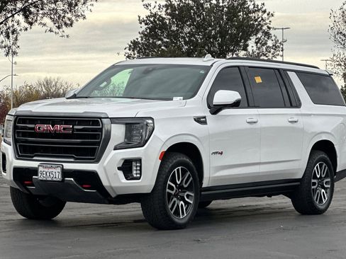 Used 2023 GMC Yukon XL AT4 w/ AT4 Premium Package image 8