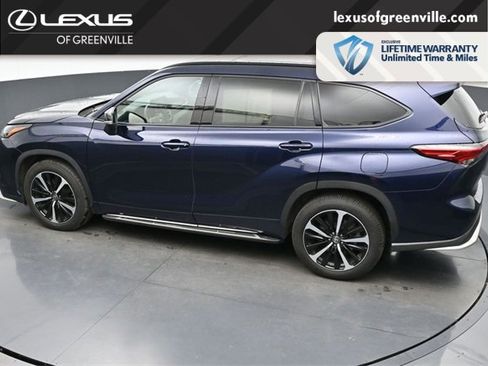 Used 2022 Toyota Highlander XSE image 49
