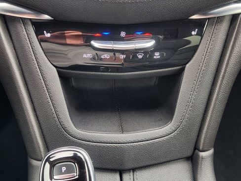 Used 2021 Cadillac XT5 Premium Luxury AWD/4WD image 24