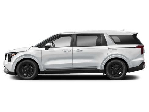 Used 2025 Kia Carnival FWD image 3