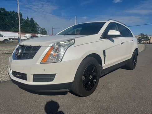 Used 2011 Cadillac SRX Luxury image 7