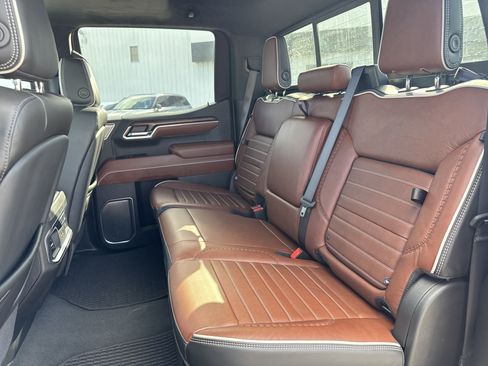 Used 2026 GMC Sierra 1500 Denali Ultimate AWD/4WD image 10