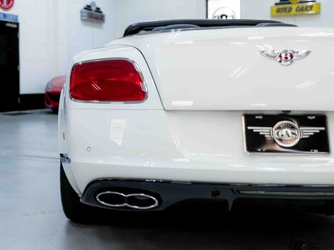Used 2014 Bentley Continental GT V8 S image 21