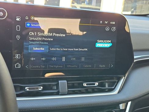 Used 2025 Chevrolet Equinox LT image 19