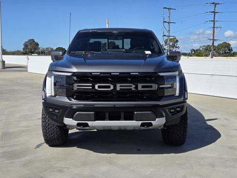 Used 2025 Ford F150 Raptor image 3