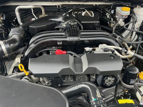 Used 2017 Subaru Outback 2.5i Limited AWD/4WD image 14
