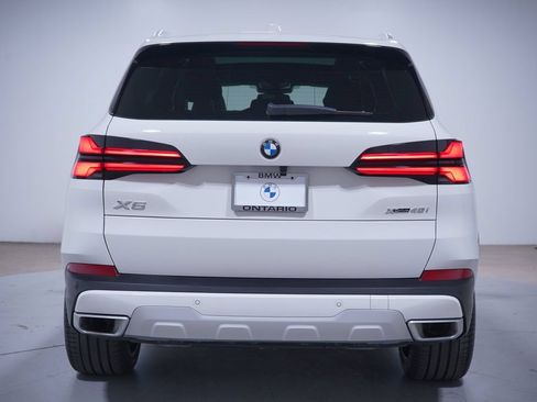 Used 2024 BMW X5 xDrive40i w/ Parking Assistance Package AWD/4WD image 5