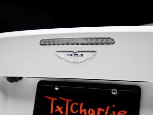 Used 2016 Aston Martin DB9 GT image 32