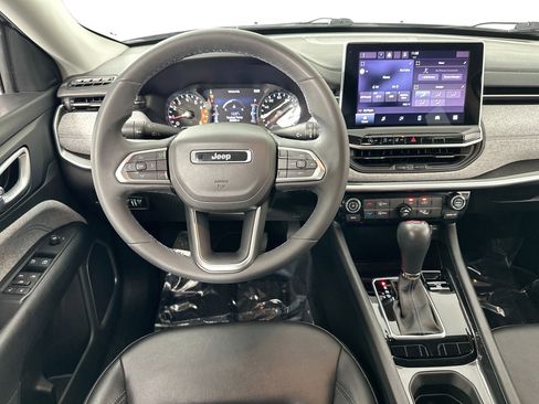 Used 2022 Jeep Compass Latitude image 20