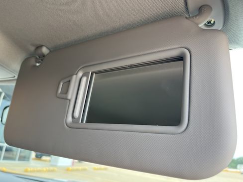 Used 2023 Kia Soul LX FWD image 22
