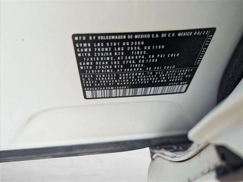 Used 2022 Volkswagen Tiguan SE R-Line FWD image 23